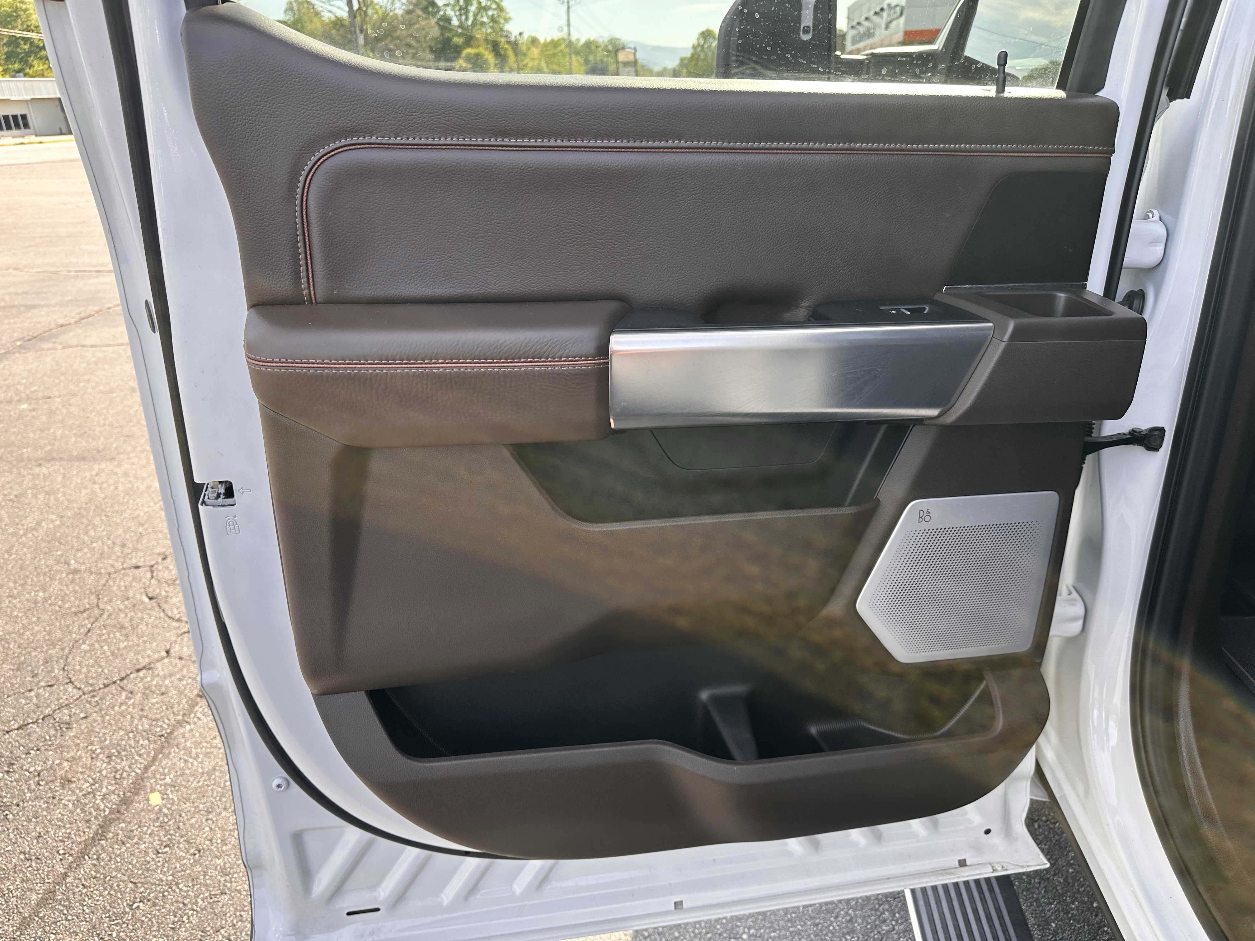 Used 2026 Star White Ford King Ranch image 13