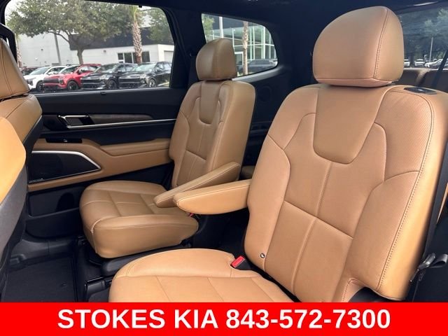 Used 2022 Black Kia SX image 12