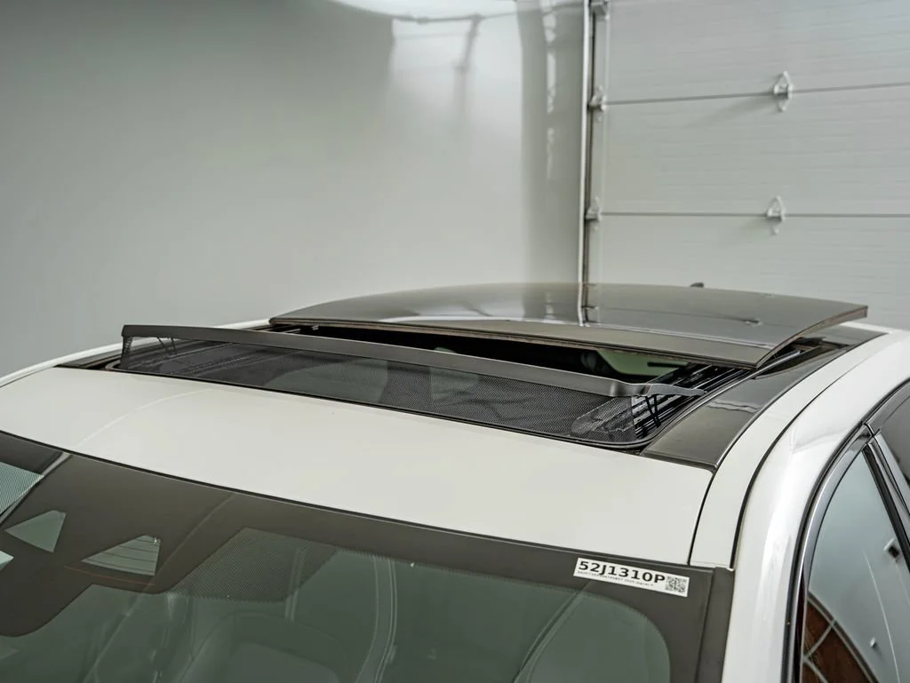 Used 2025 White Jaguar P250 R-Dynamic S image 17