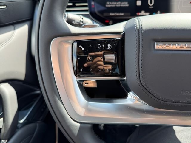 New 2026 Carpathian Grey Land Rover SE image 22