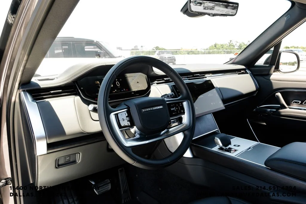 New 2026 Charente Grey Prem Met Land Rover SE image 2