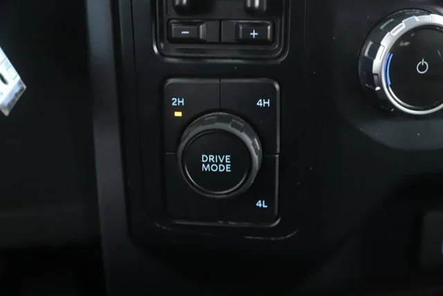 Used 2023  Ford XLT image 23
