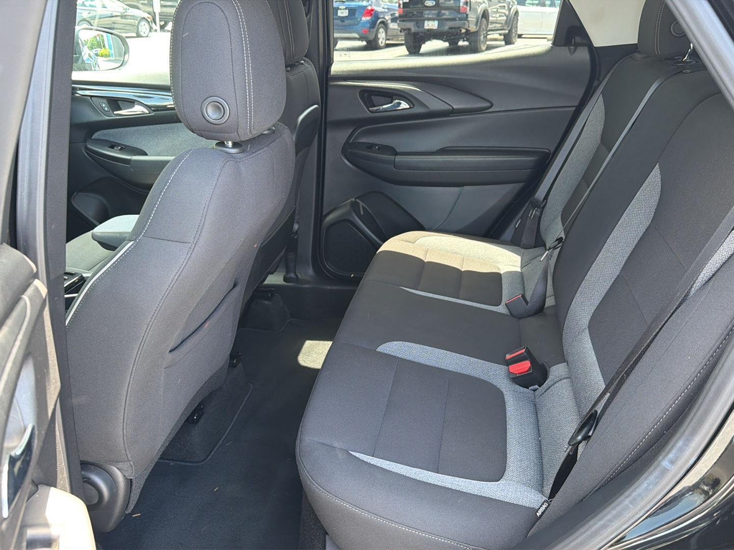 Used 2025 Mosaic Black Metallic Chevrolet LT image 11