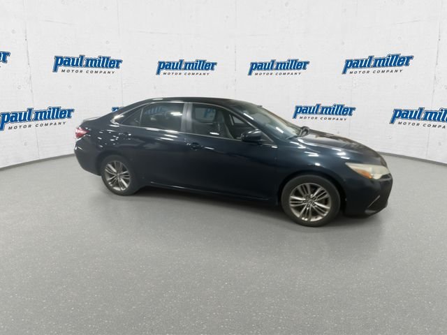Used 2015 Gray Toyota SE image 13
