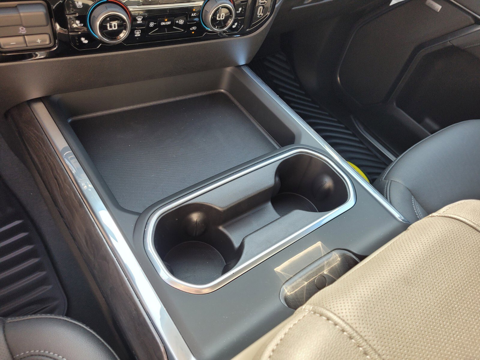 2025 Chevrolet Silverado 2500 HD LTZ - Photo 33