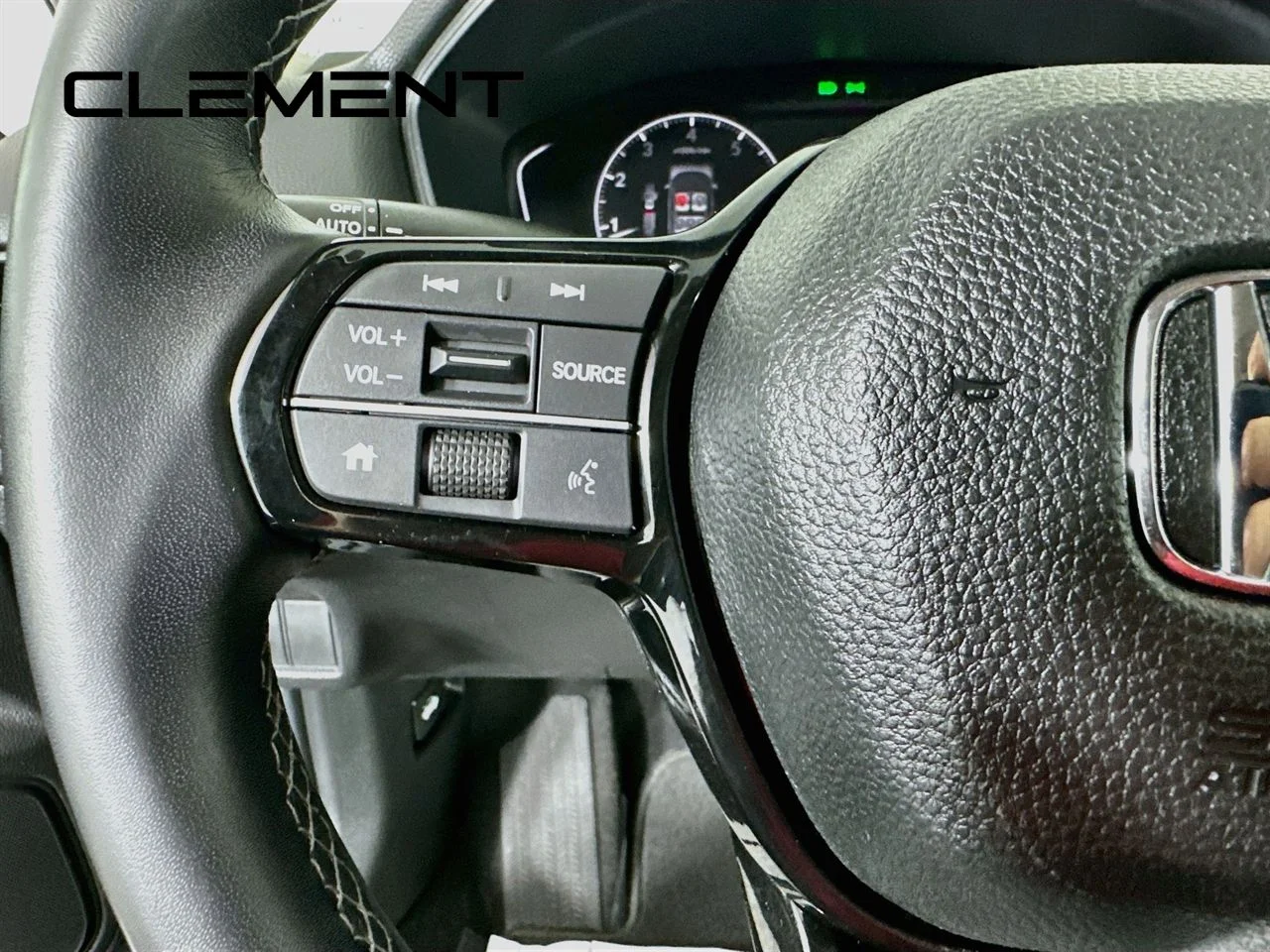 Certified Used 2024  Honda EX image 16