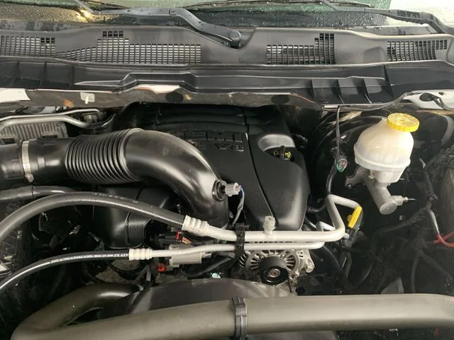 Used 2019 White Ram Warlock image 28