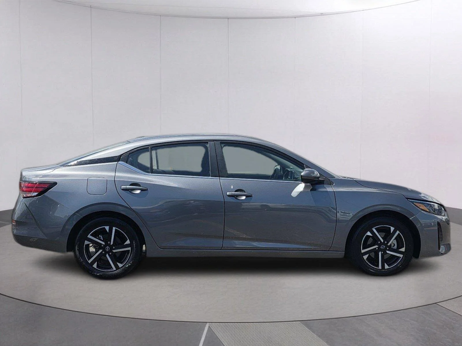 Used 2024 Gun Metallic Nissan SV image 4