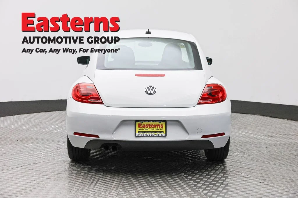 Used 2015 White Volkswagen 1.8T image 6
