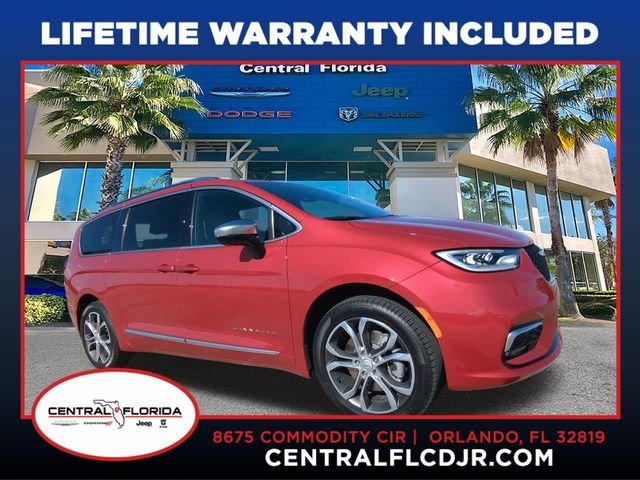 2026 Chrysler Pacifica Pinnacle AWD's photo