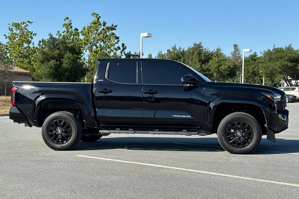 Used 2025 Black Toyota SR5 image 3
