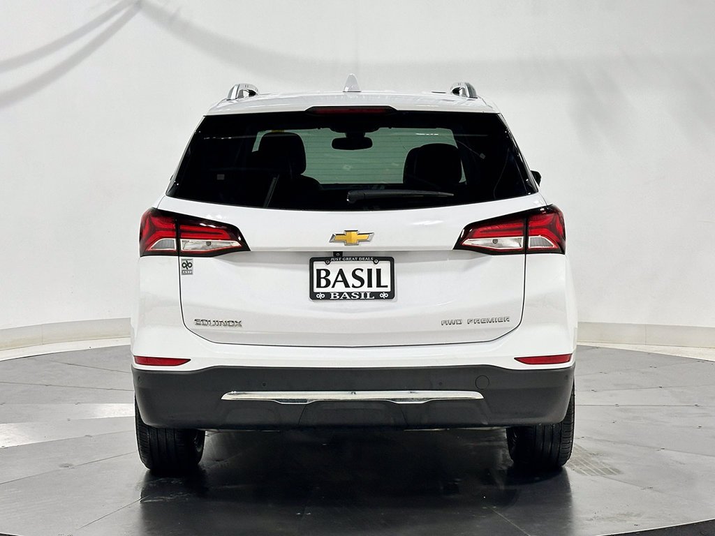 Used 2024 White Chevrolet Premier image 12