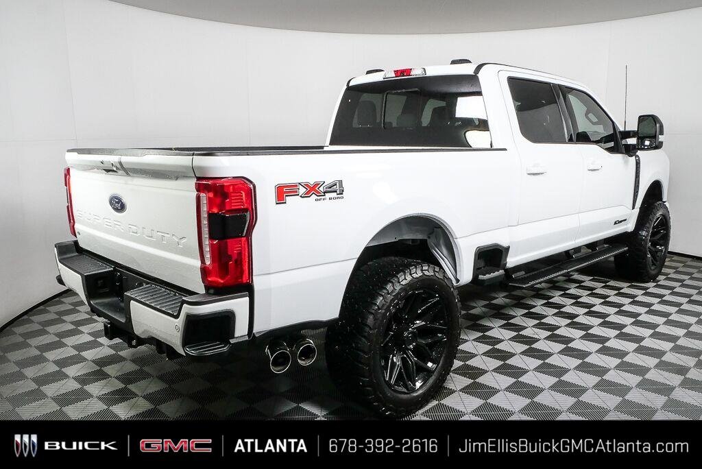 Used 2024 Oxford White Ford XLT image 3