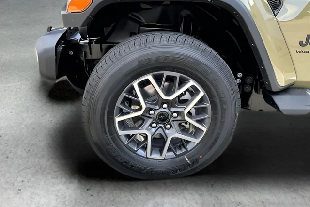 2026 Jeep Wrangler 4-Door Sahara - Photo 12