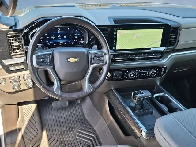 Used 2023 Iridescent Pearl Tricoat Chevrolet LTZ image 37