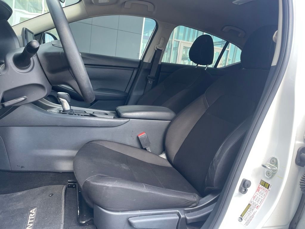 Certified Used 2025 White Nissan S image 10