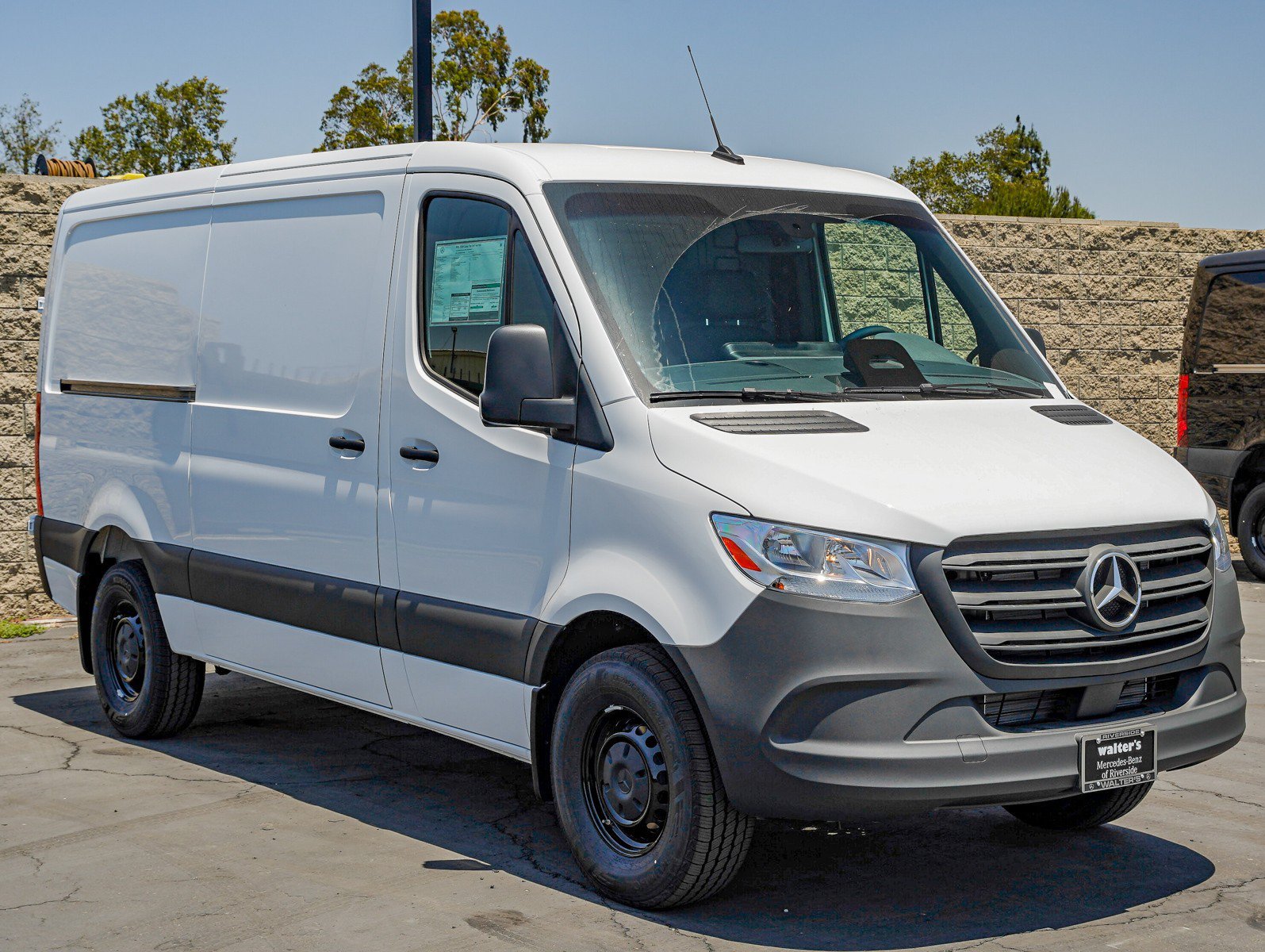 New 2026 Arctic White Mercedes-Benz 2500 Standard Roof I4 Diesel 144 RWD image 3