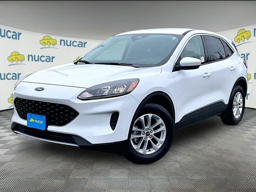 Used 2021 White Ford SE image 12