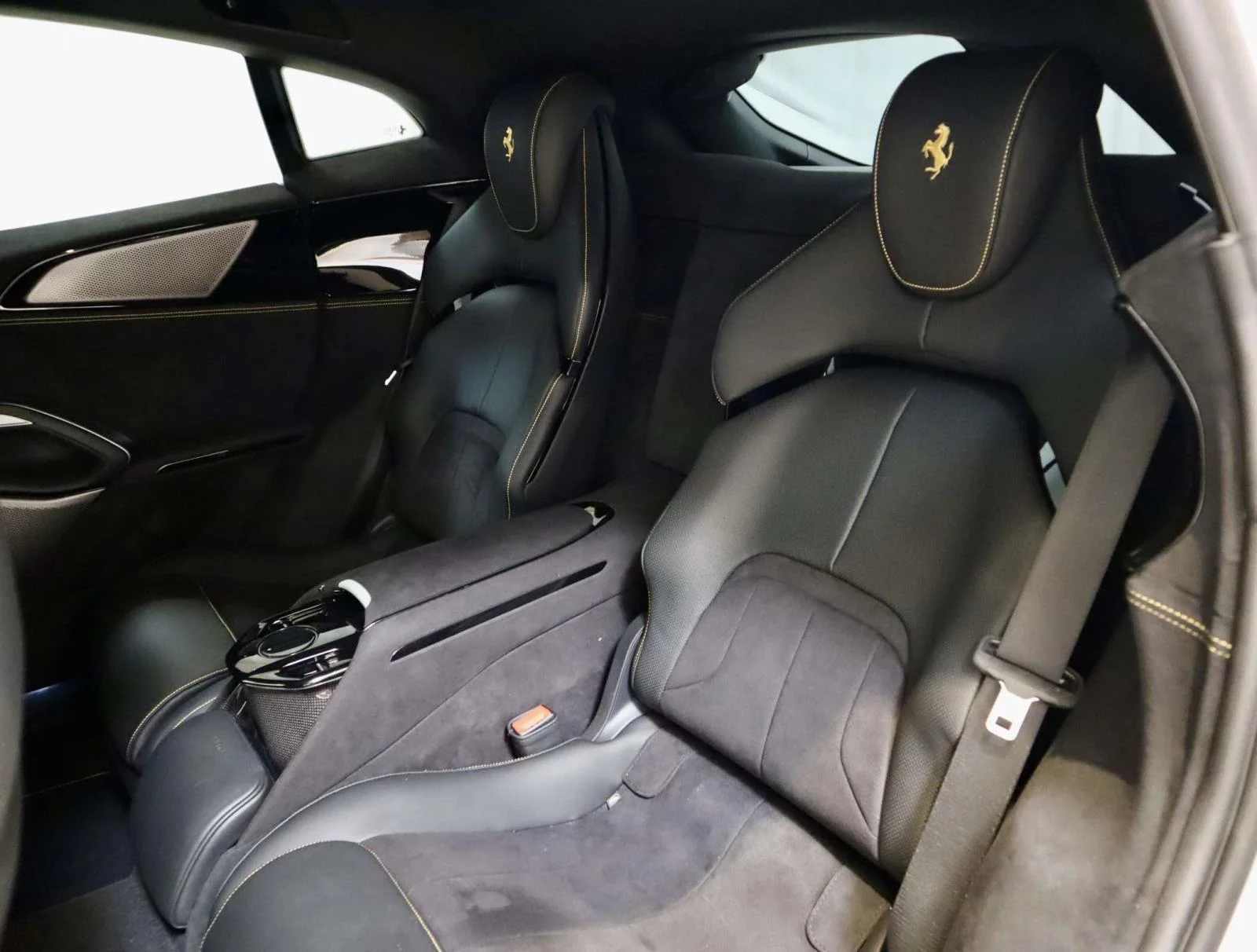 Used 2024 Grigio Titanio Metallic Ferrari AWD image 20