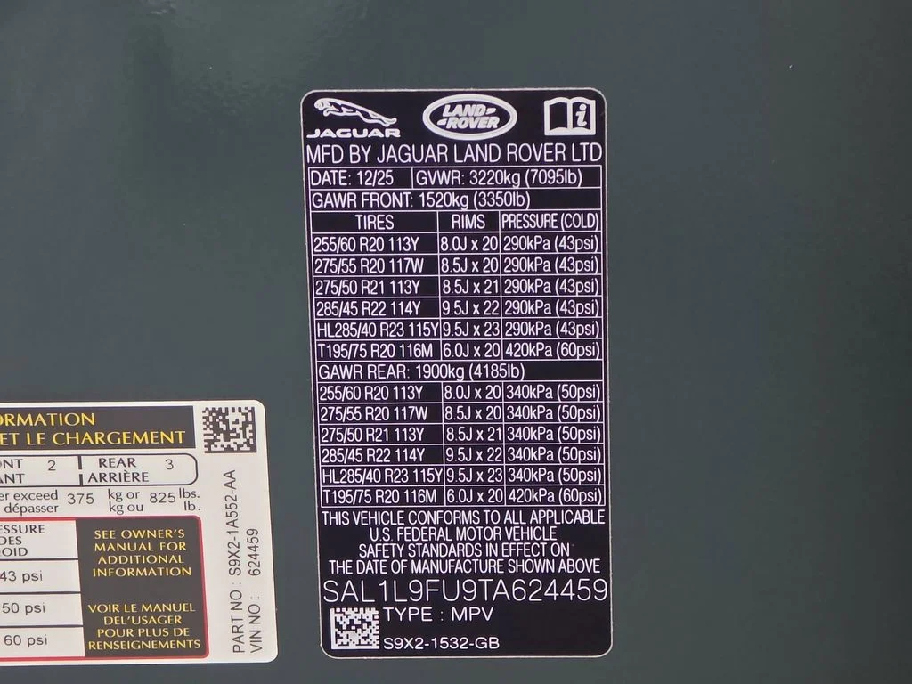 New 2026 Giola Green LAND ROVER Dynamic SE image 37