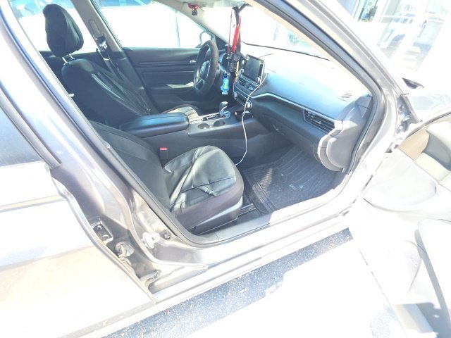 Used 2020 Gray Nissan 2.5 S image 8
