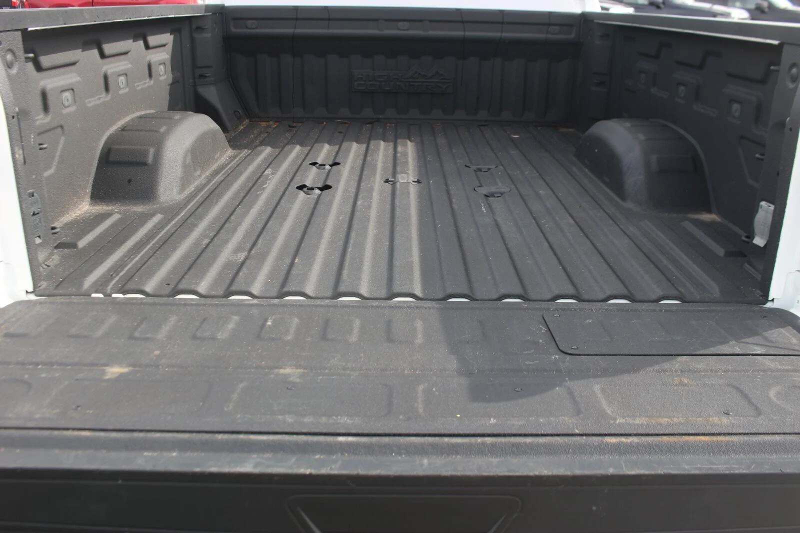 Used 2023 SUMMIT WHITE Chevrolet High Country image 13