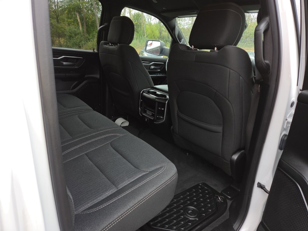 Used 2019 White Ram Big Horn/Lone Star image 26