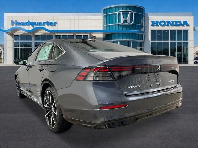 New 2026 Meteorite Gray Metallic Honda Touring image 5