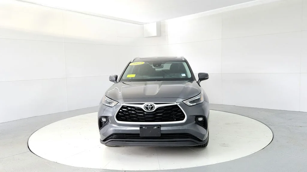 Used 2023 Gray Toyota XLE image 8