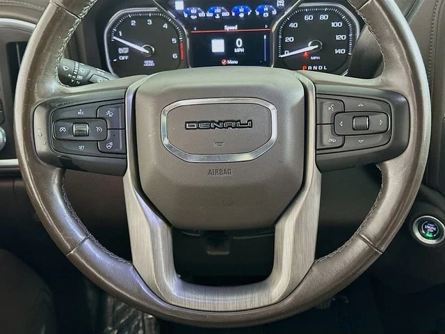 Used 2021 Green GMC Denali image 14