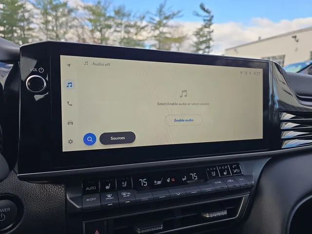 2025 Toyota Camry XSE - Photo 20
