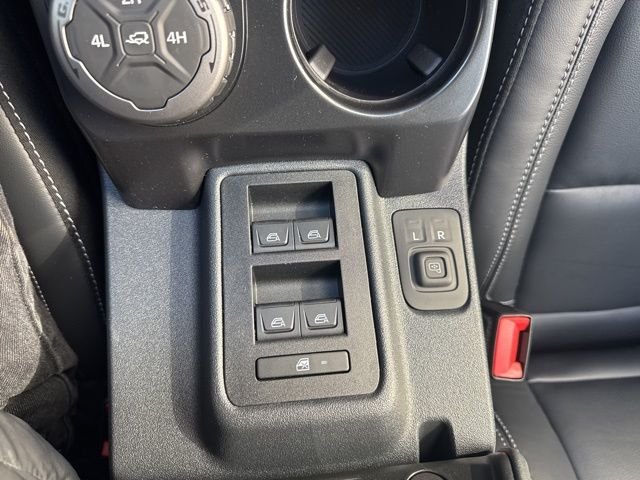 New 2026 Desert Sand Ford Outer Banks® image 24