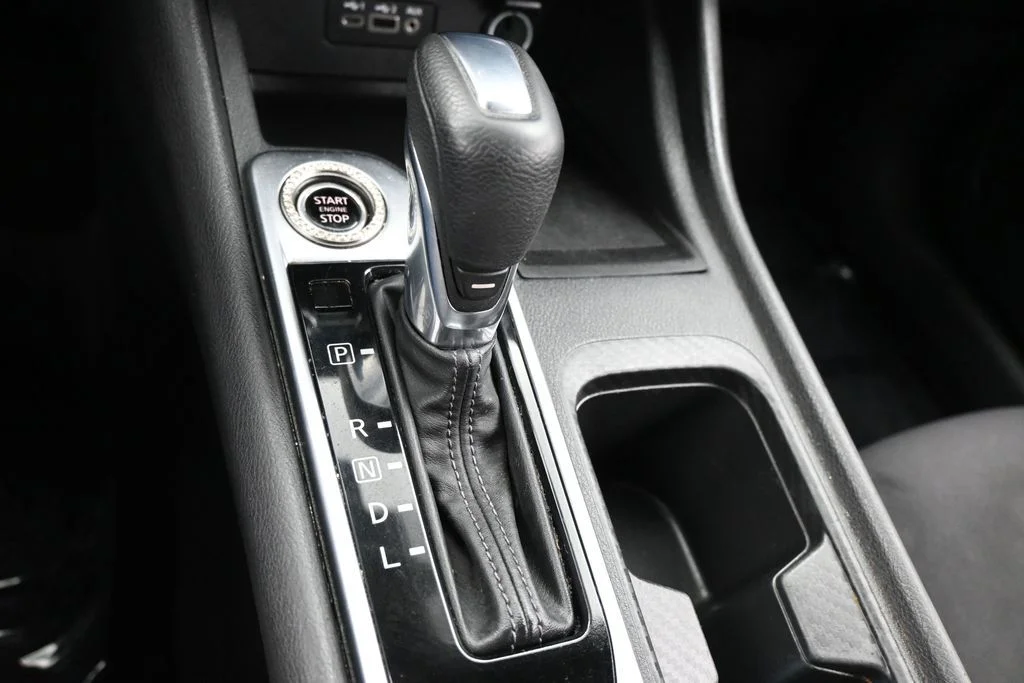 Used 2021 Fresh Powder Nissan SV image 26