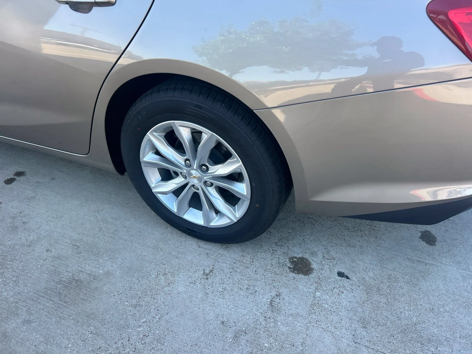 Used 2024 Gray Chevrolet LT image 15