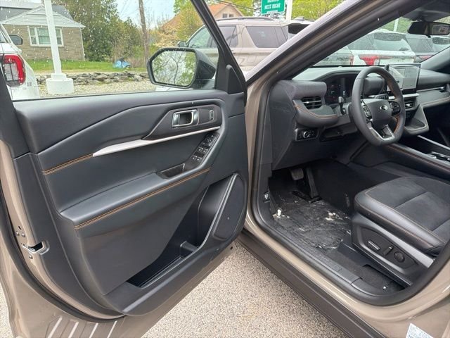 New 2026 Gray Ford Tremor image 11
