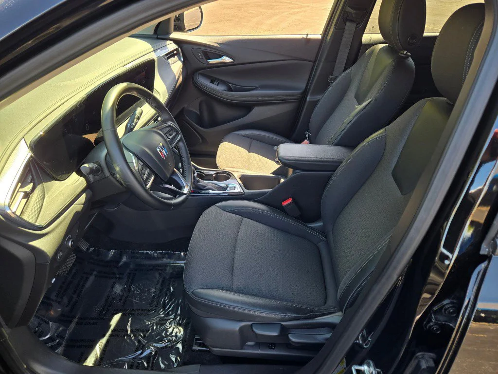 2025 Buick Encore GX Preferred - Photo 21