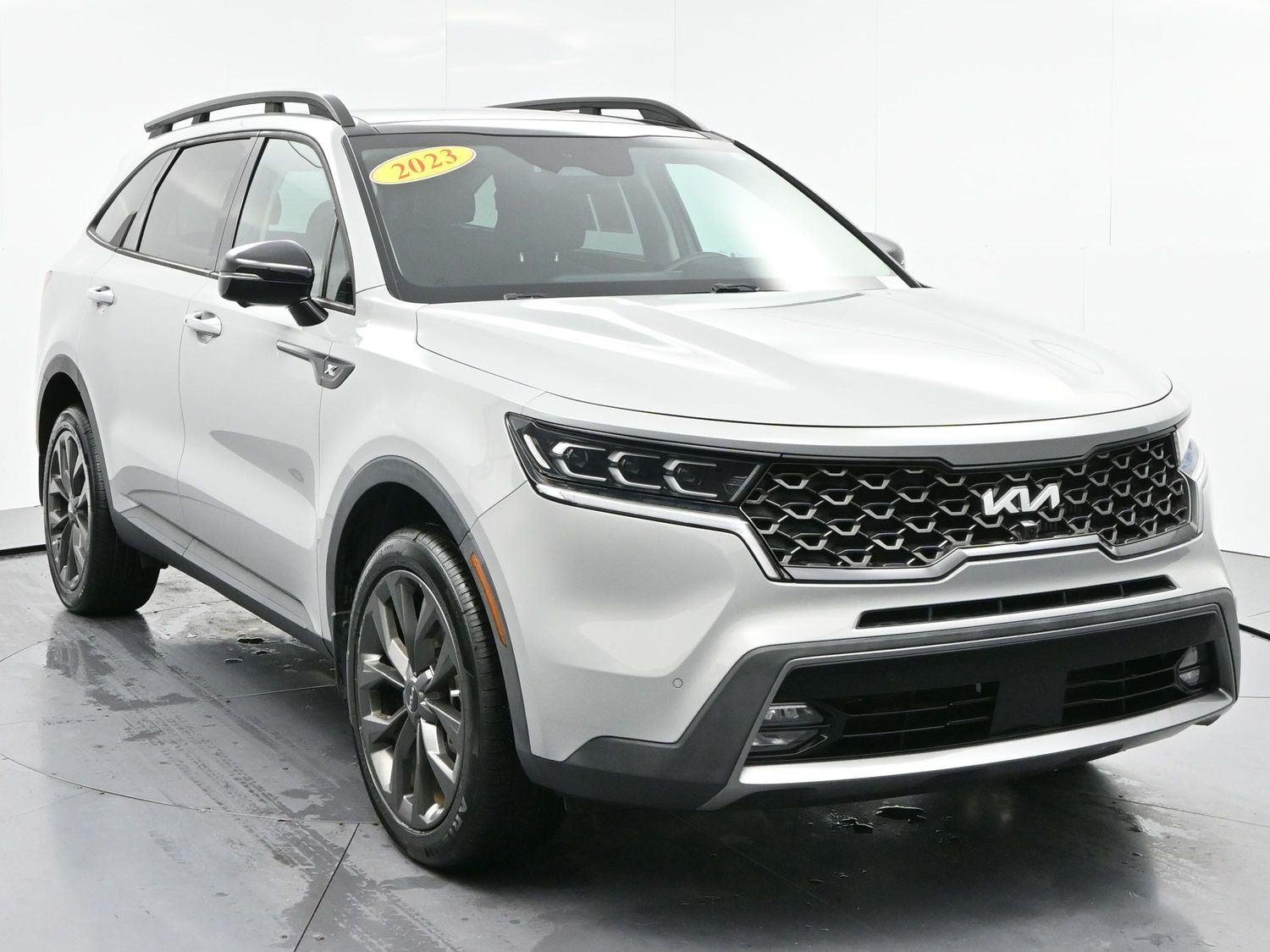 Used 2023 Wolf Gray Kia X-Line SX Prestige image 2