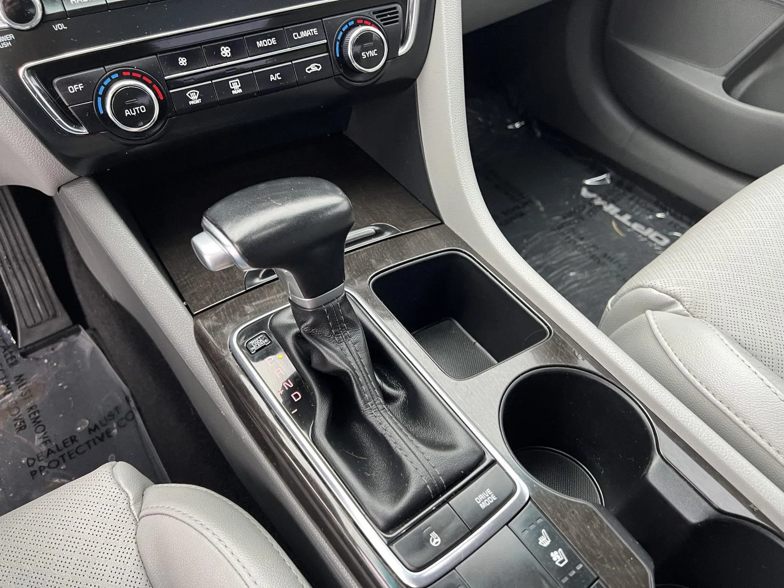 2017 Kia Optima EX - Photo 32