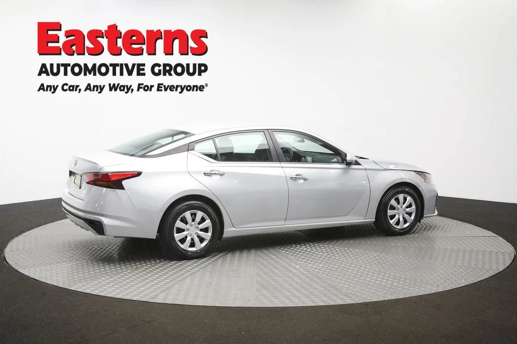 Used 2023 Silver Nissan 2.5 S image 41
