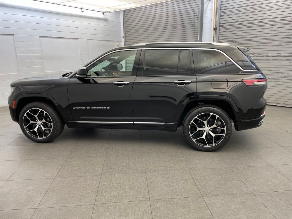 Certified Used 2022 Black Jeep Summit image 9