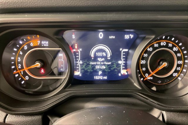 Used 2025 Gray Jeep Sport S image 12