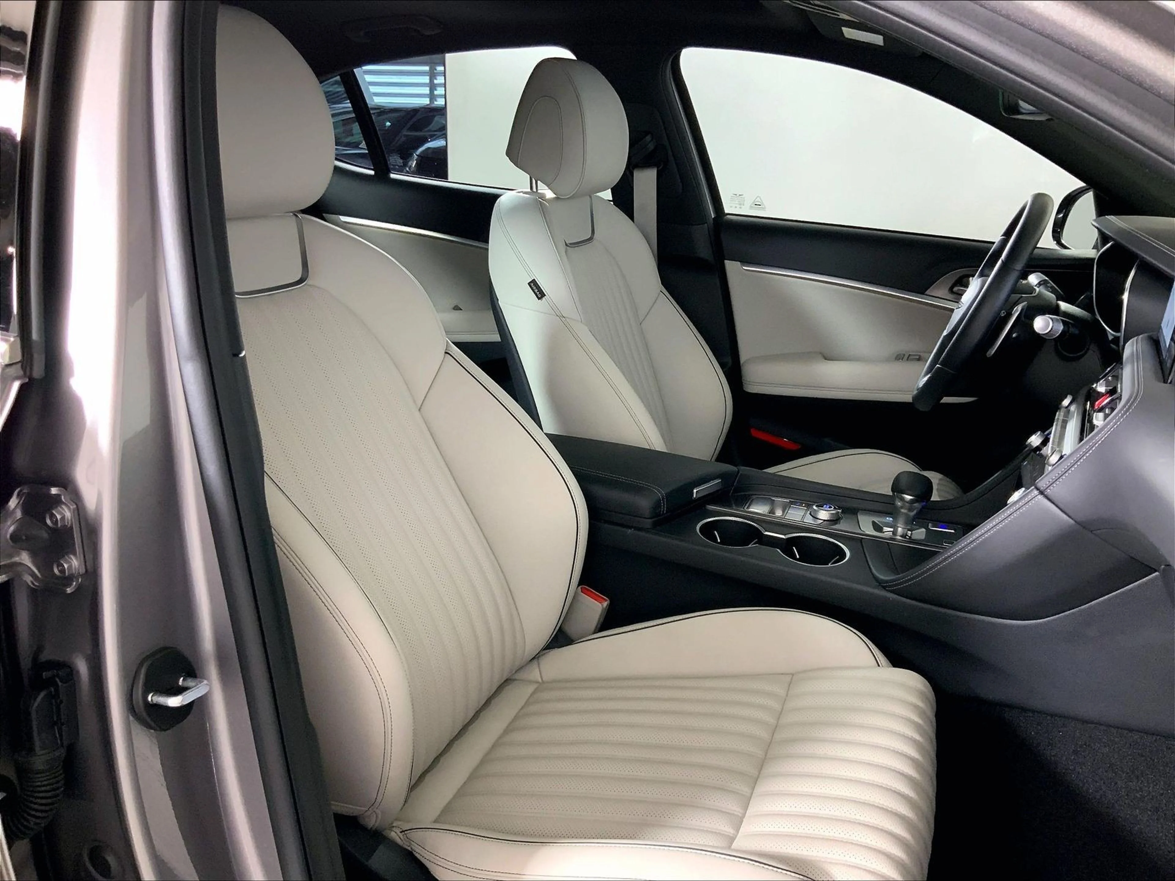 2024 GENESIS G70 Sport Advanced - Photo 18