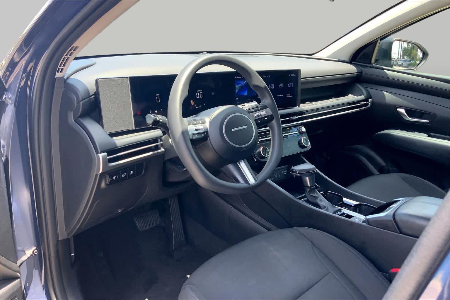 Used 2025 Atlantis Blue Hyundai SEL image 17