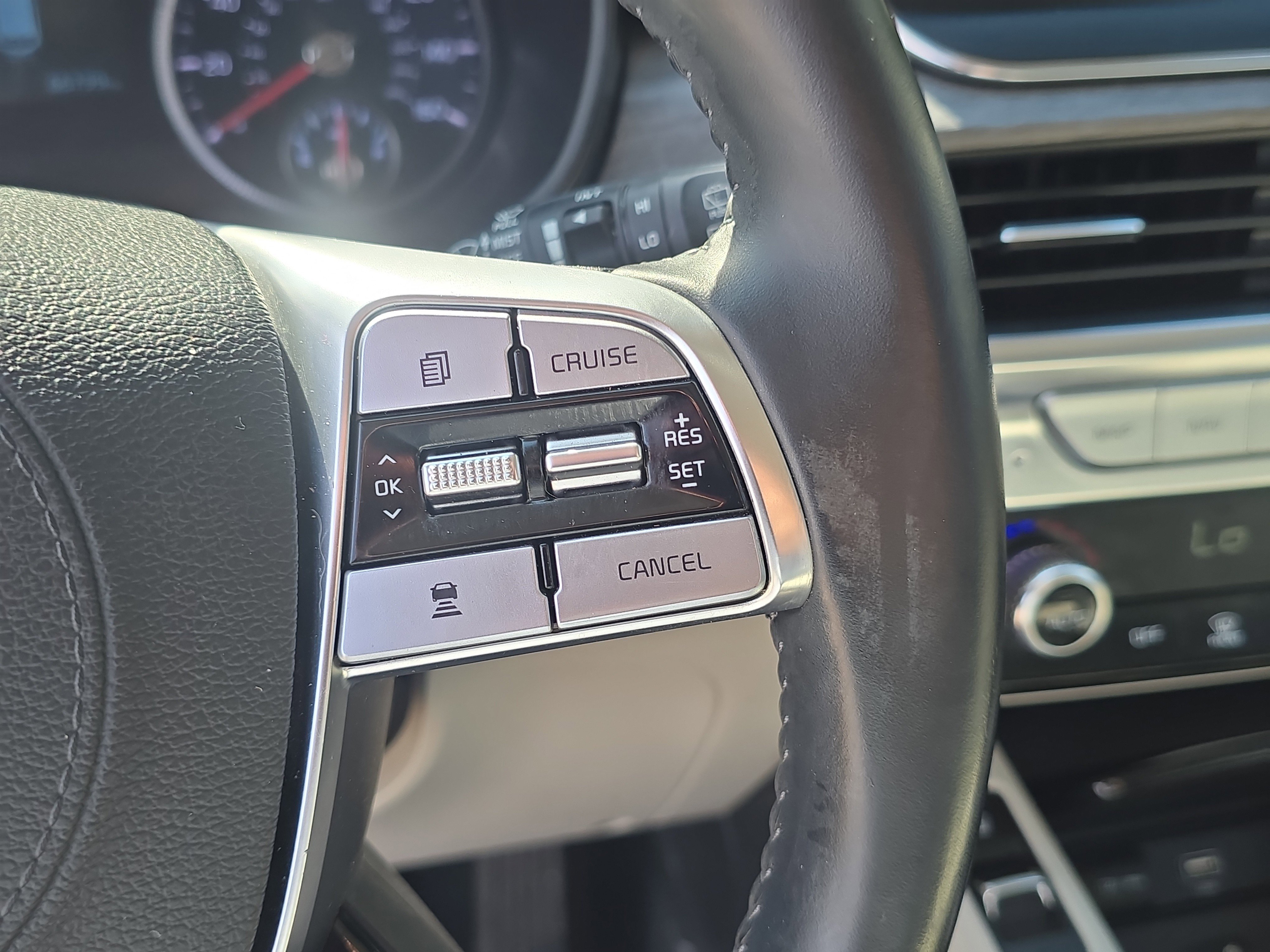 Used 2020 Sangria Kia EX image 34