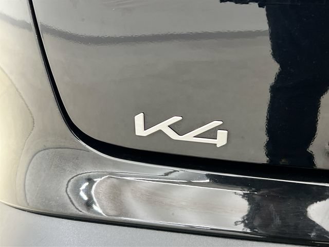 Used 2025 Black Kia LXS image 37