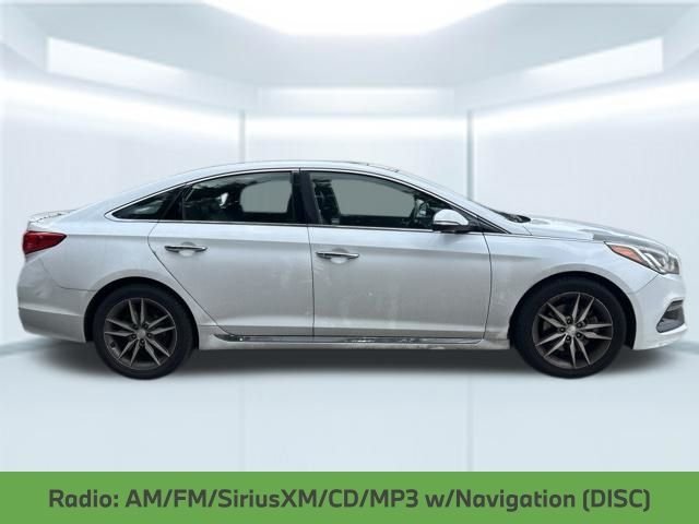 Used 2015 White Hyundai Sport 2.0T image 5