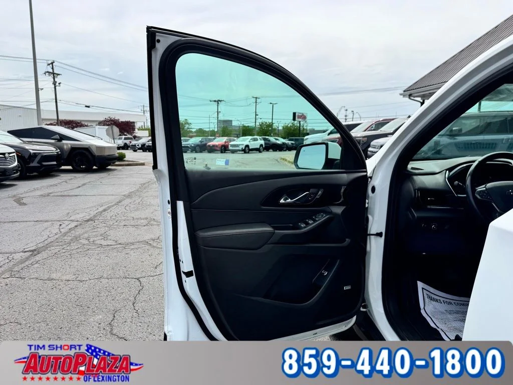 Used 2023 White Chevrolet RS image 53