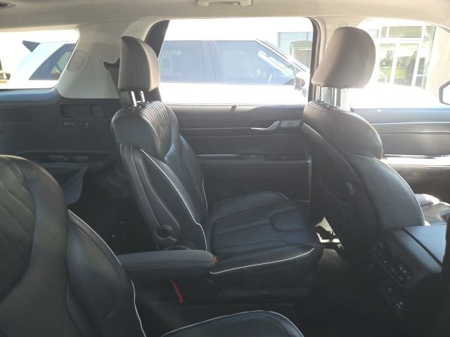 Used 2023 Gray Hyundai Limited image 5