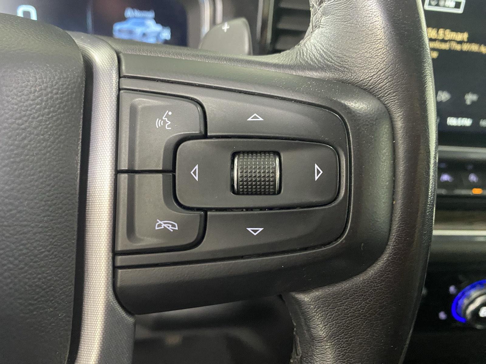 Used 2023 Onyx Black GMC Elevation image 14