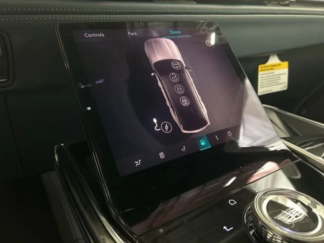 2025 Cadillac Escalade IQ Luxury 2 - Photo 15